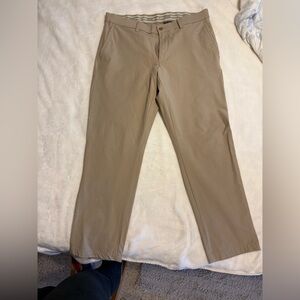 Michael Kors Tan Chinos Classic Style